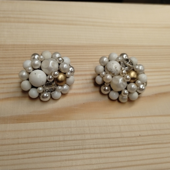 Jewelry - Vintage Estate Elegant White and Gold Cluster Clip On Earrings